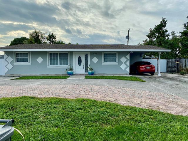 635 Casper Avenue, West Palm Beach, FL 33413