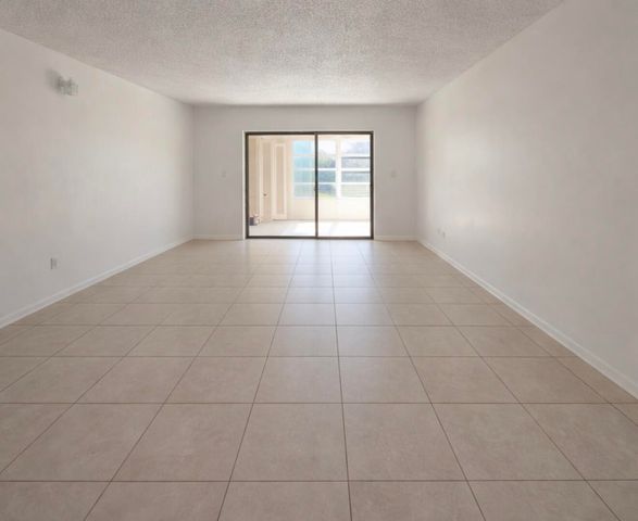 9440 SW 8TH Street 208, Boca Raton, FL 33428