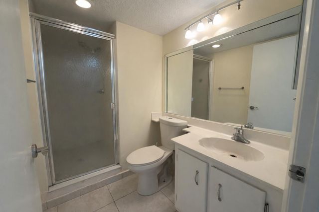 9440 SW 8TH Street 208, Boca Raton, FL 33428