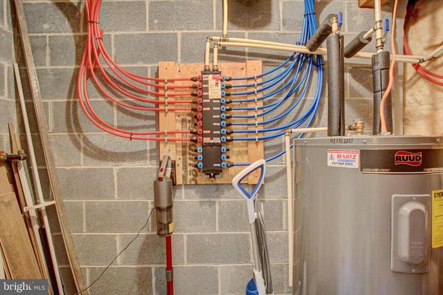 365 BLUE BIRD TRAIL, Greencastle, PA 17225