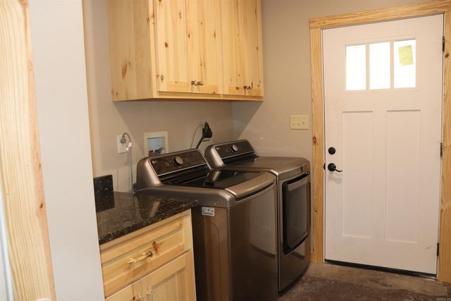 426 Bondair Road, Greers Ferry, AR 72067