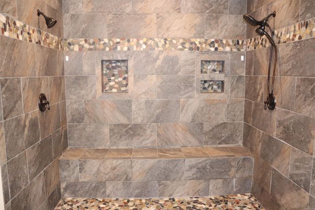 426 Bondair Road, Greers Ferry, AR 72067