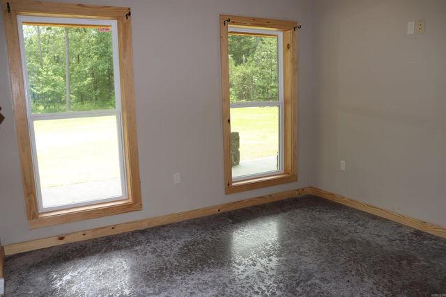 426 Bondair Road, Greers Ferry, AR 72067