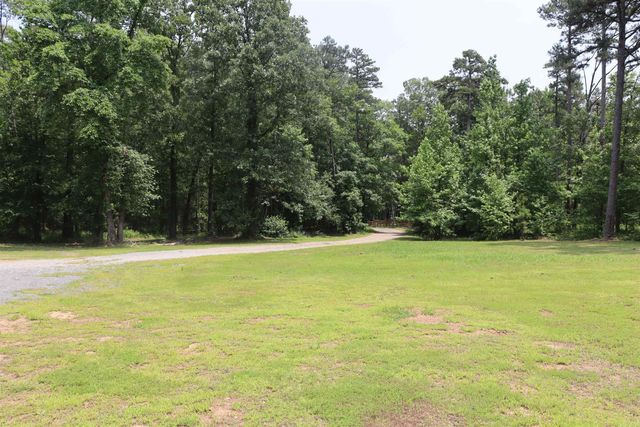 426 Bondair Road, Greers Ferry, AR 72067