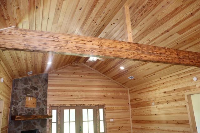 426 Bondair Road, Greers Ferry, AR 72067