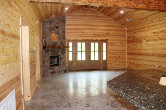 426 Bondair Road, Greers Ferry, AR 72067