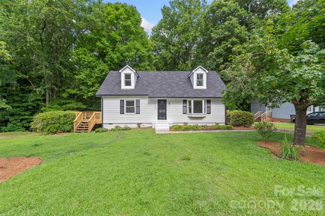 711 King Arthur Drive, Gastonia, NC 28056