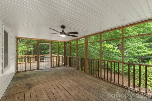 711 King Arthur Drive, Gastonia, NC 28056