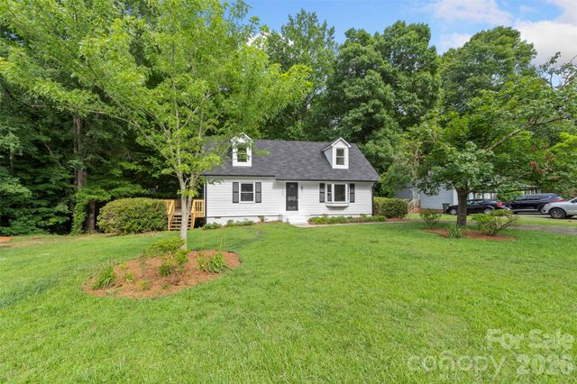 711 King Arthur Drive, Gastonia, NC 28056