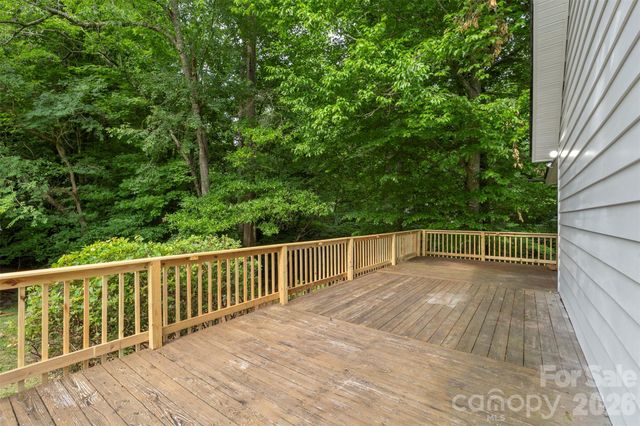 711 King Arthur Drive, Gastonia, NC 28056