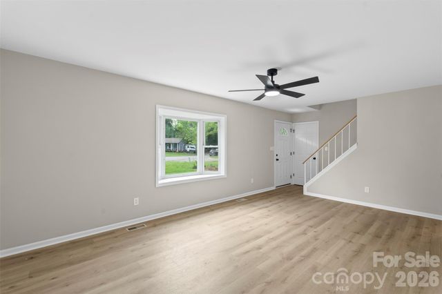 711 King Arthur Drive, Gastonia, NC 28056