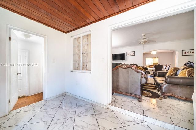 235 NW 59th St, Miami, FL 33127