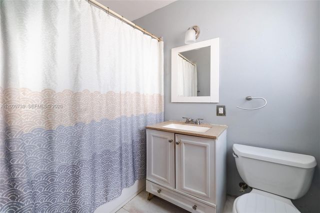 235 NW 59th St, Miami, FL 33127