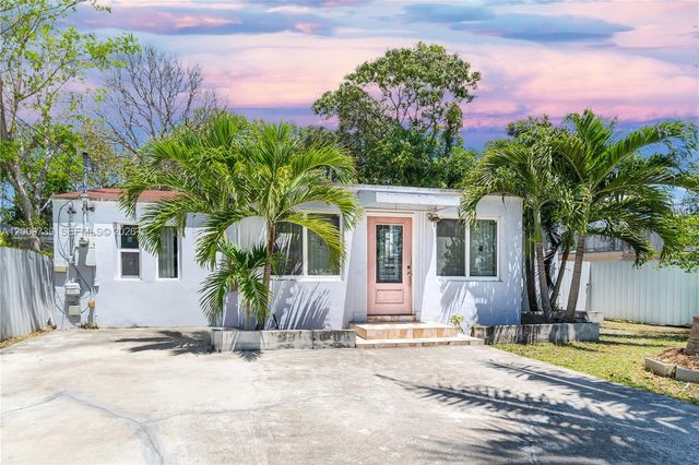 235 NW 59th St, Miami, FL 33127