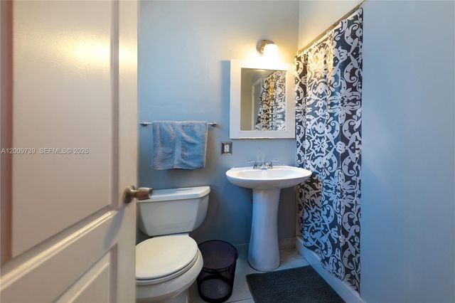 235 NW 59th St, Miami, FL 33127