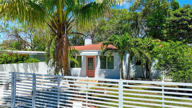 235 NW 59th St, Miami, FL 33127