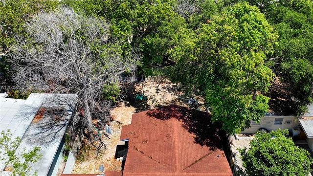 235 NW 59th St, Miami, FL 33127