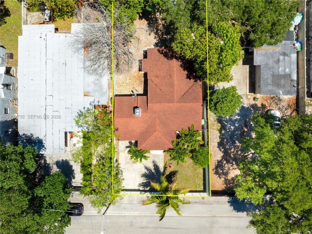 235 NW 59th St, Miami, FL 33127