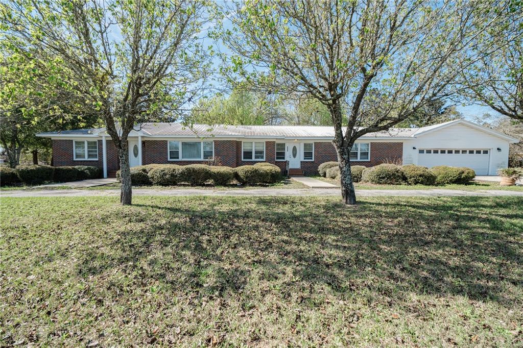 3295 Odum Highway, Jesup, GA 31545