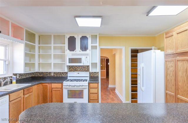 1123 N 41st Street, Fort Smith, AR 72904