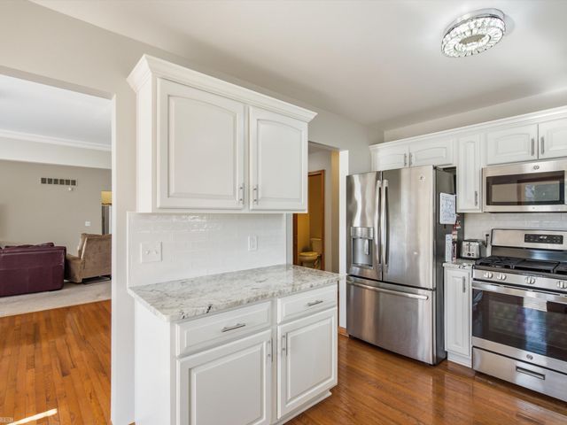 42930 Little Road, Clinton Twp, MI 48036