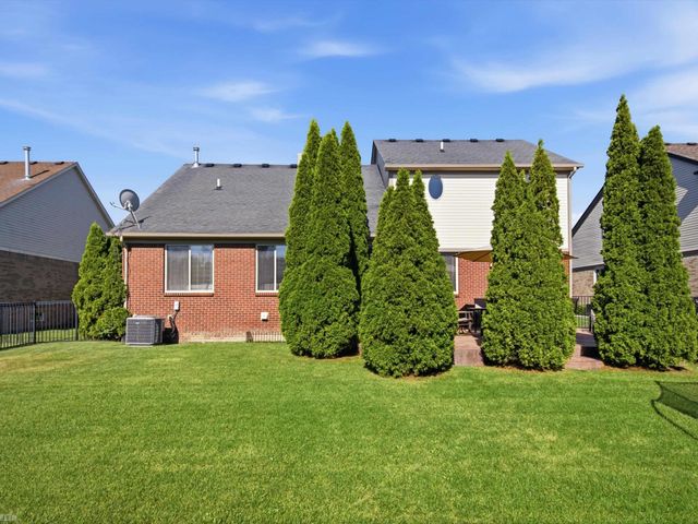 42930 Little Road, Clinton Twp, MI 48036