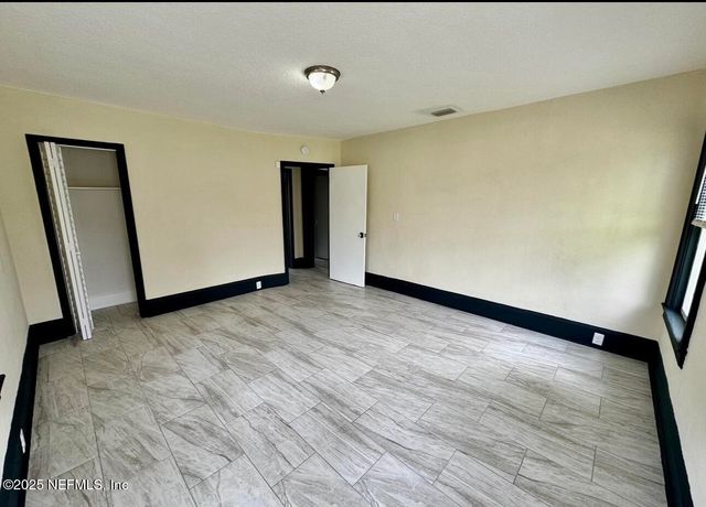 2923 ROSSELLE Street, Jacksonville, FL 32205