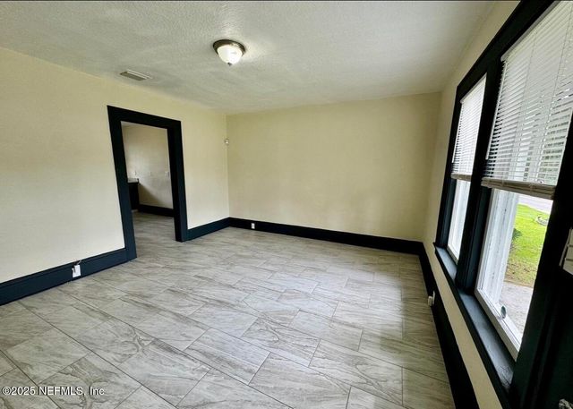 2923 ROSSELLE Street, Jacksonville, FL 32205