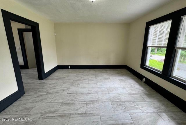 2923 ROSSELLE Street, Jacksonville, FL 32205