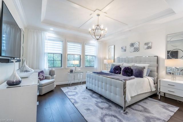 16382 Viansa WAY # 201, Naples, FL 34110