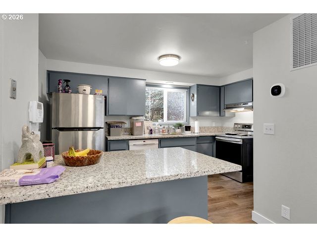 2953 W 15TH Ave, Eugene, OR 97402