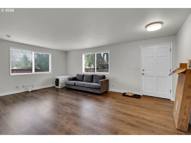 2953 W 15TH Ave, Eugene, OR 97402