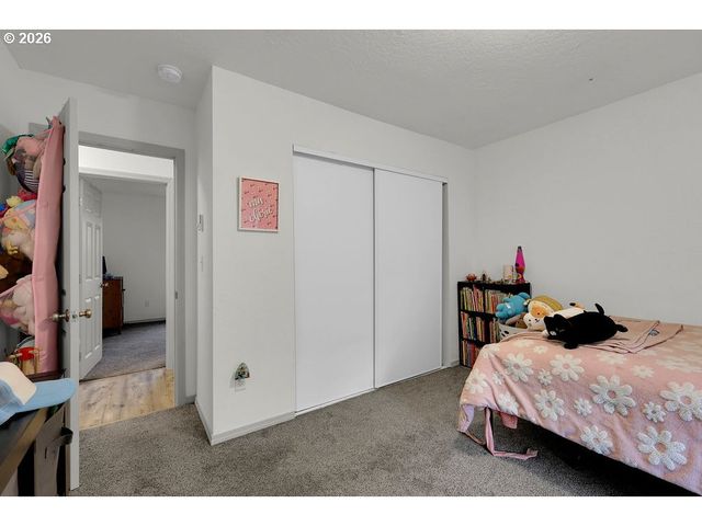 2953 W 15TH Ave, Eugene, OR 97402