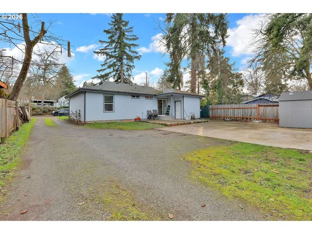 2953 W 15TH Ave, Eugene, OR 97402