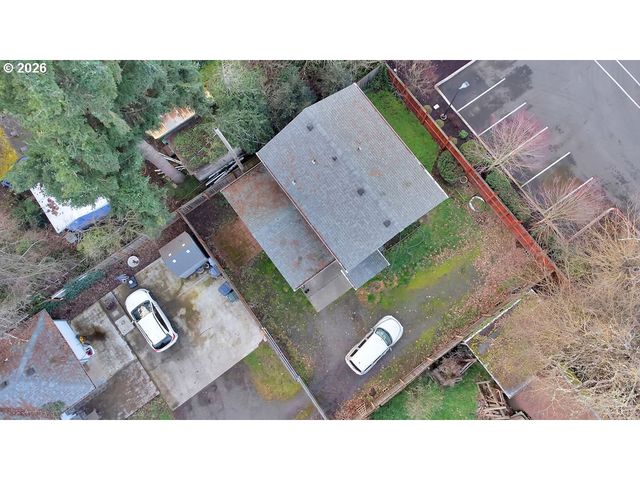 2953 W 15TH Ave, Eugene, OR 97402