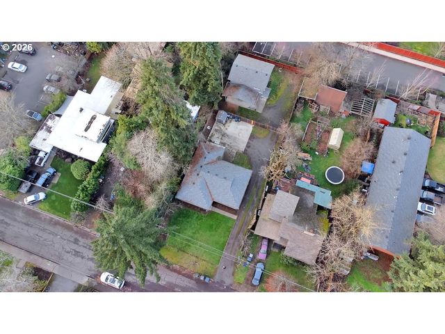 2953 W 15TH Ave, Eugene, OR 97402