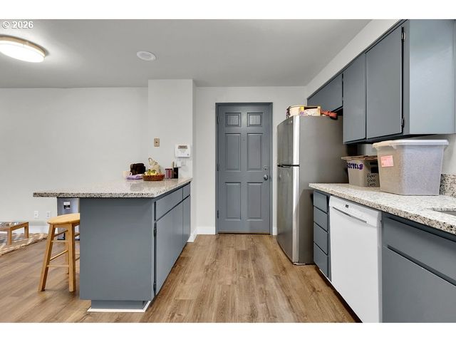 2953 W 15TH Ave, Eugene, OR 97402