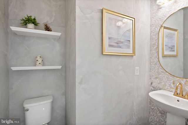 23757 CAMBRIDGE KNOLL CT, Aldie, VA 20105