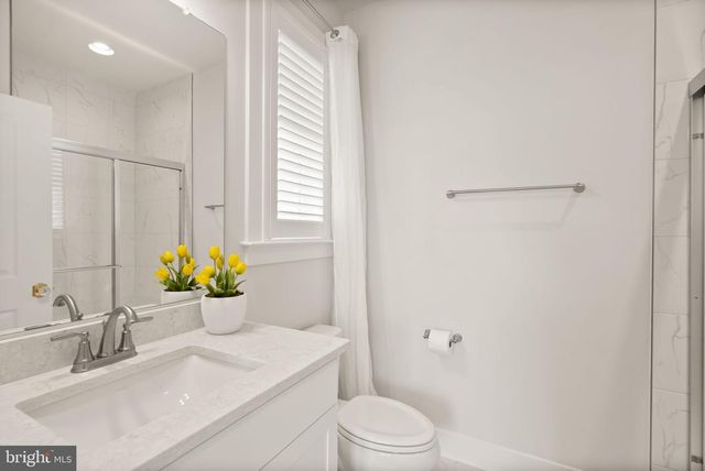 23757 CAMBRIDGE KNOLL CT, Aldie, VA 20105