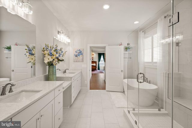 23757 CAMBRIDGE KNOLL CT, Aldie, VA 20105