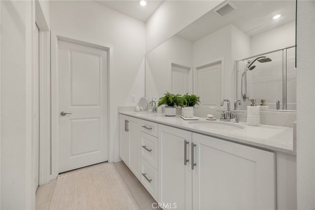 1968 Via De La Luna, Placentia, CA 92870