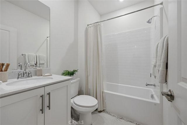 1968 Via De La Luna, Placentia, CA 92870