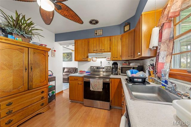 10835 Mallory Drive, St Louis, MO 63123