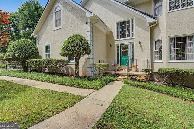 609 Adam Circle, Woodstock, GA 30188