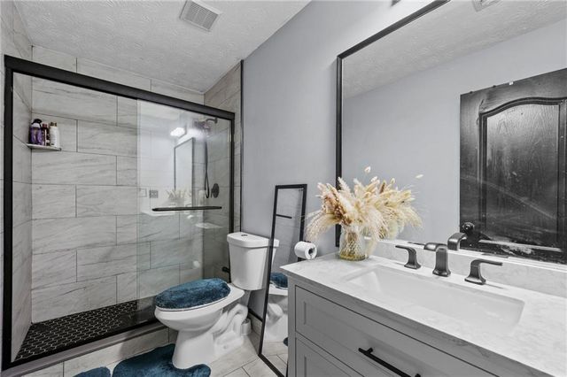 40 Benjamin Point, Oxford, GA 30054