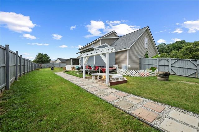 40 Benjamin Point, Oxford, GA 30054