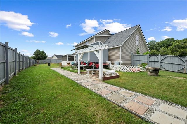40 Benjamin Point, Oxford, GA 30054