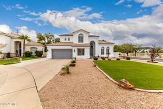 1905 E OLIVE Court, Gilbert, AZ 85234