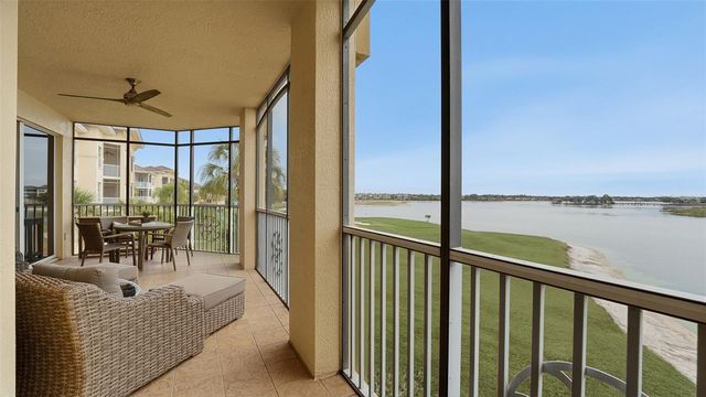6340 WATERCREST WAY 301, Lakewood Ranch, FL 34202