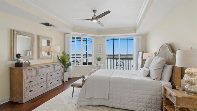 6340 WATERCREST WAY 301, Lakewood Ranch, FL 34202